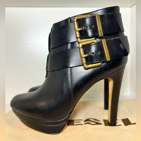 NEW DIESEL MELROSE SYDNAY BLACK LEATHER Brass Buckle Ankle Booties EUR 38 - Picture 1 of 14